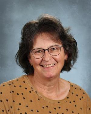 Hess, Roxanne